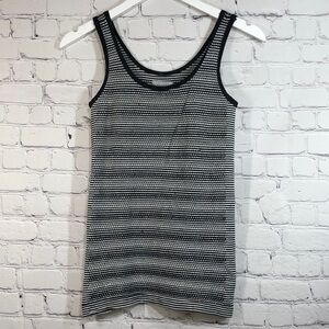 Athleta tank stretch black and white
